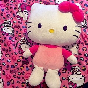 Idk the exact size, but compared to me. She is very big.